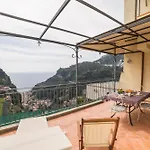 Il Paradiso Sul Mare Apartment