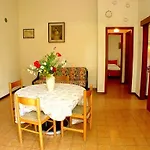 Villa A Lignano Riviera Con Giardino