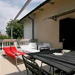 Bonnes Vacances A Pietrasanta