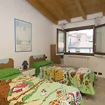 Veranda House