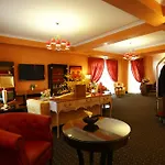 Bram Hotel
