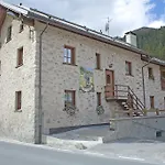 Santin Apartments