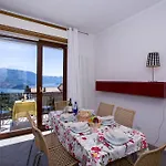 Vista Su Perledo