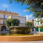 Gleda Rooms In The Square