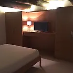 Loft In Palazzo Trina 1600D.C.