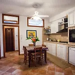 Erasippe Residence