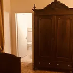 Lady Rose Bed & Breakfast