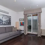 Attico Al Centro Di Napoli