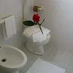 Lh Hotel