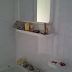 Lh Hotel