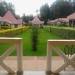 Le Voyage Resort
