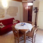 S170 - Sirolo, Delizioso Trilocale Con Corte