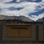 Hotel Grand Nubra