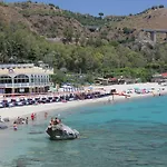 La Cabana