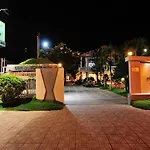 Dong Xanh Hotel