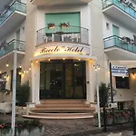 Piccolo Hotel