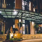 Belanova Apartments And Suites