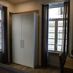 50 Suite Guesthouse