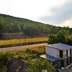Kmg Hotel