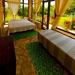 Suncave Gardens