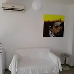 Un Letto A Gaeta - Spiaggia Di Serapo