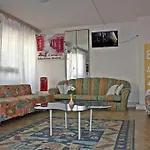 Elsi Hotel