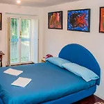 Mariolina Amato Art Gallery
