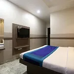 Oyo 9816 Hotel Neelkanth