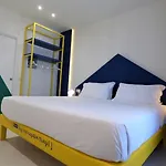 Hotel Trevi