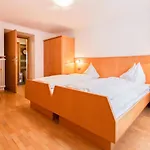 Villa Alpina Apartments