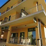 Pino Hotel