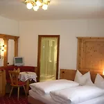 Hotel Garni Royal