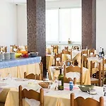 Hotel Elis