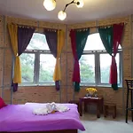Maple Hostel