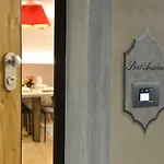 Le Reve Charmant Apartments - Via Sant'Orso,2