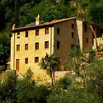 Almora Bed & Breakfast