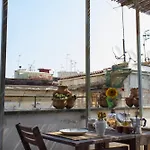 Sui Tetti Di Napoli