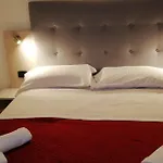 Noah Suite Hotel