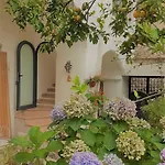 Sorrento Studios Lemons Hill