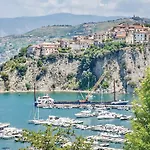 Villa Carola