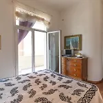Lido Beach Apartment