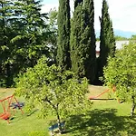 Golden Blue Park