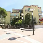 Villa Pineta Apartments