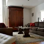 La Casa Di Marella Suites In Naples
