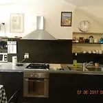 Apartment Forum 9