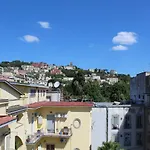 L'Occhio Sul Vesuvio Appartamento Con Terrazza Privata E Casa Vacanza Senza Terrazza Privata