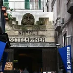 Casa Greca