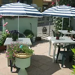 Sirenapop Concept B&B