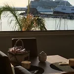 Tourist Apartment-La Casa Del Porto- Alloggio Turistico