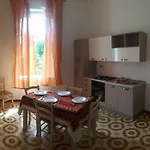 Laura Apartment